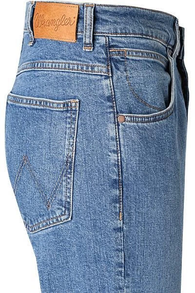 Wrangler Jeans Arizona fuse blue W12OM440D Classic Straight, Baumwoll-Stretch, Hellblau 3 Wrangler Jeans Arizona fuse blue W12OM440D Classic Straight, Baumwoll-Stretch, Hellblau – Bild 3
